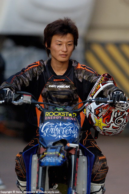 Higashino_03_SPD0982.jpg