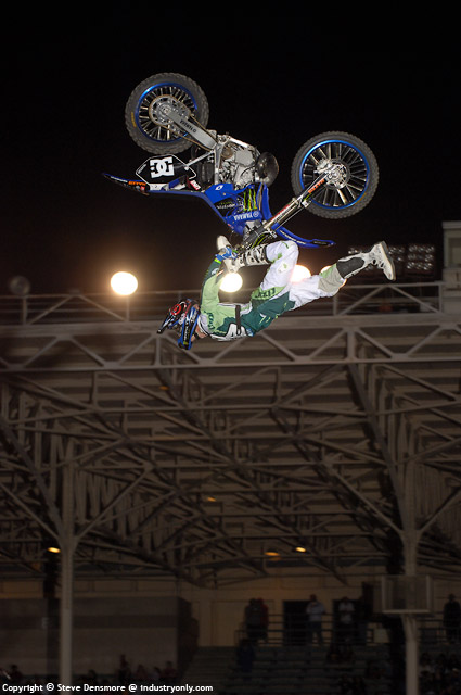 Adams_32_SPD8000.jpg