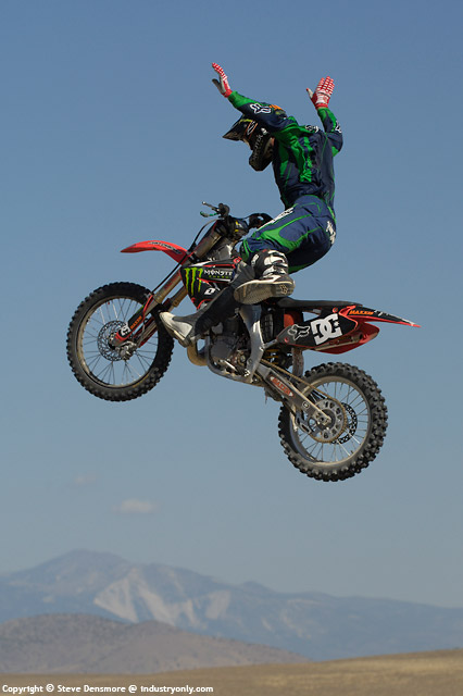 Jones_27_SPD5243.jpg