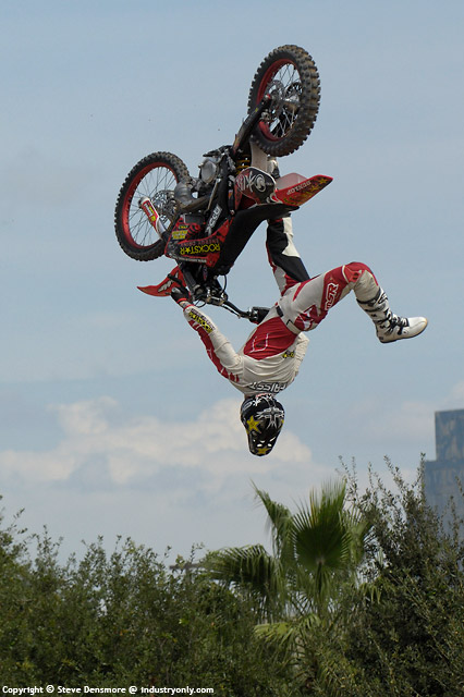 Faisst_02_SPD8243.jpg