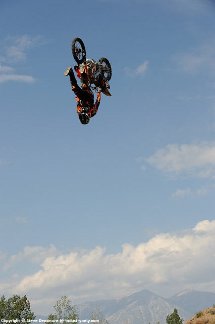 Jones_75_DSC9747.jpg